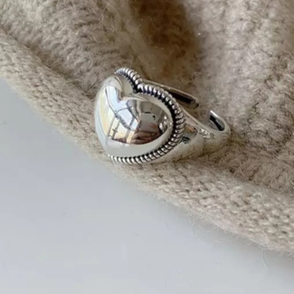 Boutique Jewelry - NEW | 925 Sterling Silver Elevated Heart Adjustable Band Ring